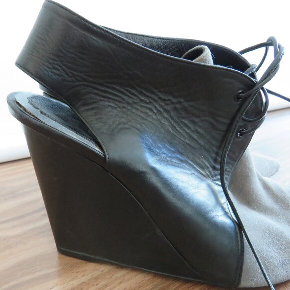 VINTAGE CHRISTIAN DIOR Black Gray Suede Leather Point Toe Wedge Slingback US 6 - Picture 4 of 16